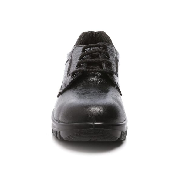 A single shoe of Ertiga Safety Footwear in black, leather lace-up work shoes with sturdy, textured soles. The shoes have a smooth finish and padded collars for added comfort. The brand name "Agarson" is visible on the side of the shoe, showcasing the reputable quality of Agarson Safety Shoe.