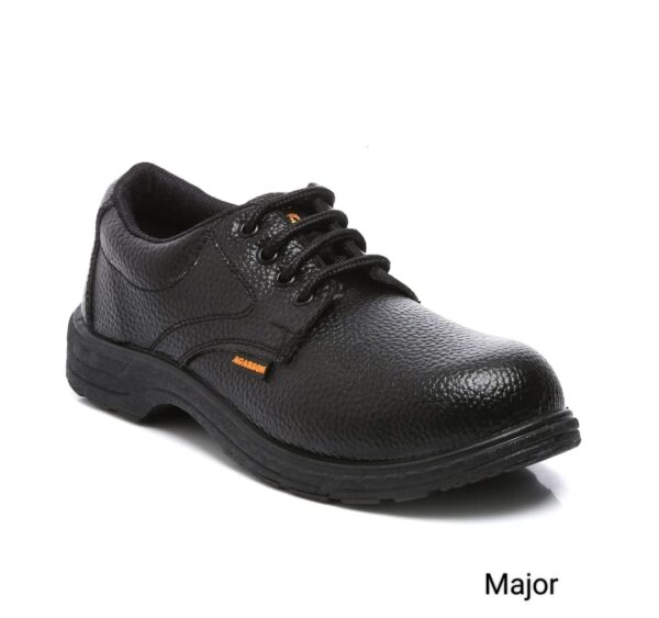 A pair of black leather lace-up safety shoes with a textured surface and rugged soles. The right shoe has a small orange tag on the side. The text "Major" is displayed in the bottom right corner of the image, emblematic of AgarsonFootwear.